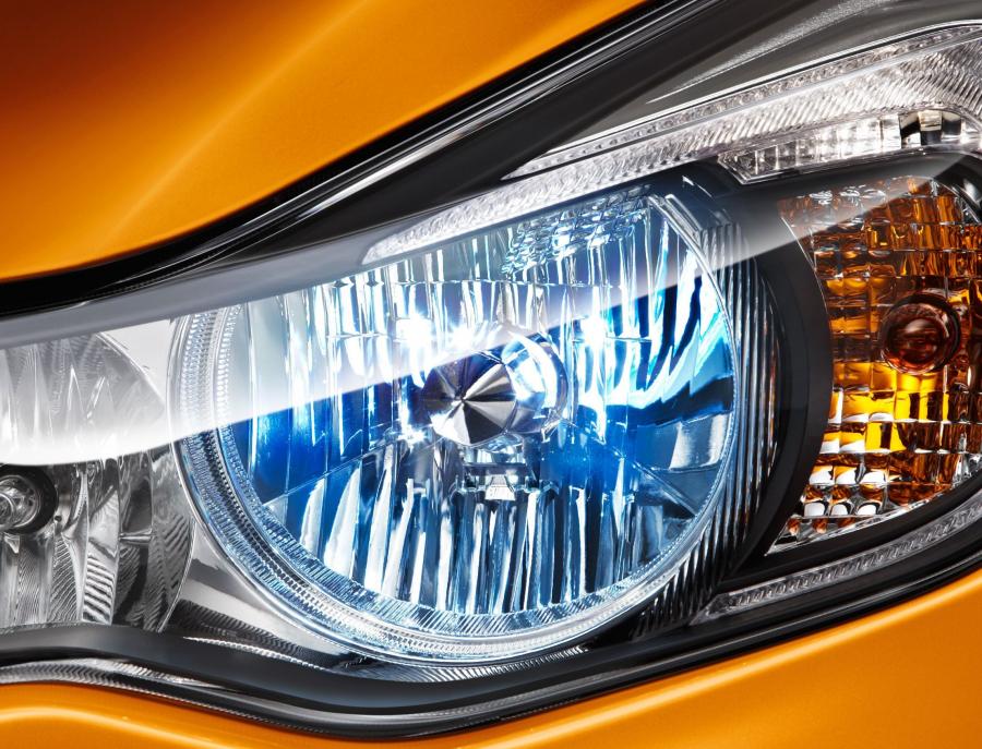  Subaru XV 2011 года  (фото 13 из 24)